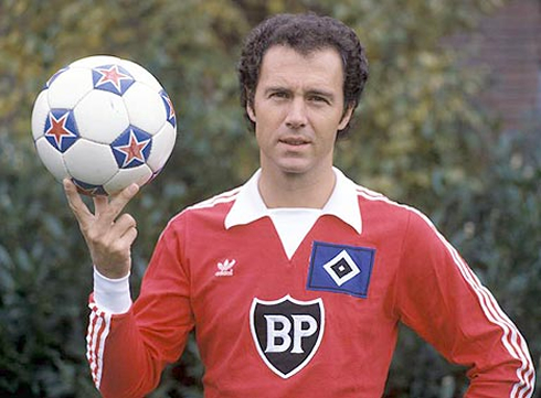 Esquadrão Imortal – Hamburgo 1981-1983 3 cristiano-ronaldo-574-franz-beckenbauer-photo-presentation-in-hamburger-sv-1980-1981