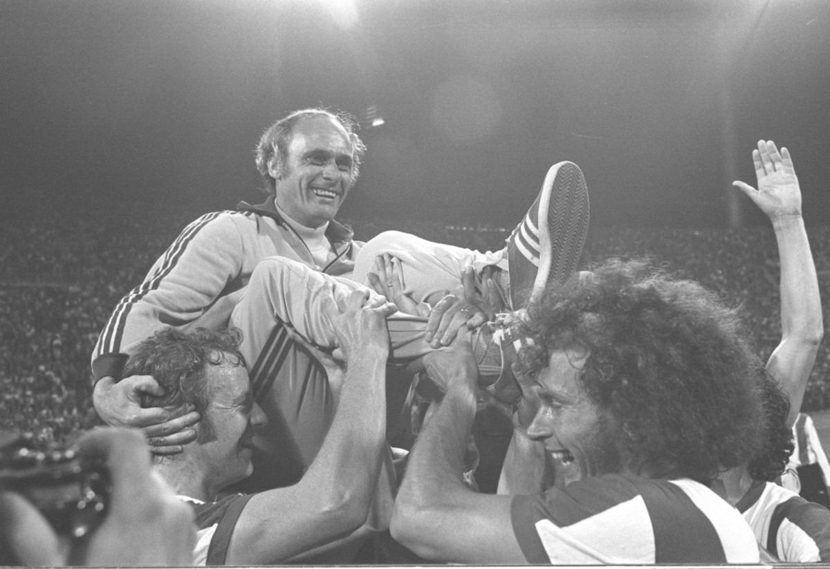 Técnico Imortal – Udo Lattek 8 Fussball Bundesliga Deutscher Meister 1972 Bayern Muenchen-Schalke 04...
