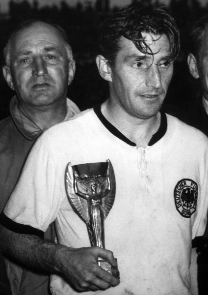 O Sumiço da Jules Rimet 9 ee474bd19dbe0118cbfdad3a1fcdbdc2